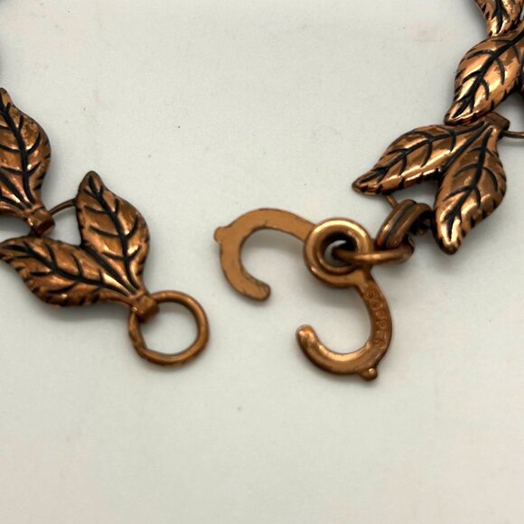 Vintage Copper Leaf Link Bracelet 7.5" With Hook Clasp Design - Picture 5 of 12